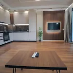 Miku Apartment-upscale 2bdr With A Spectacular View * Tirana