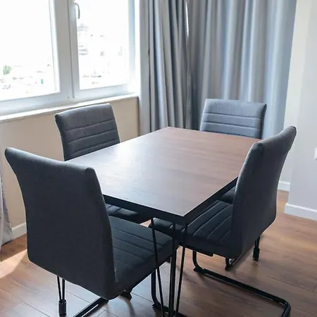 Miku Apartment-upscale 2bdr With A Spectacular View Tirana