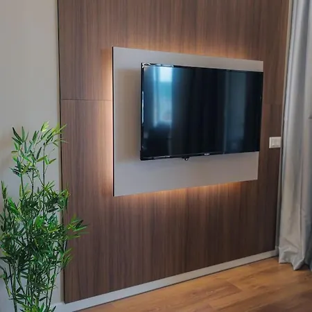 Miku Apartment-upscale 2bdr With A Spectacular View *