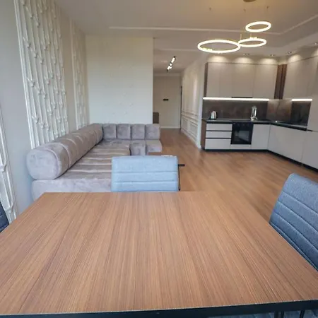 Miku Apartment-upscale 2bdr With A Spectacular View Tirana