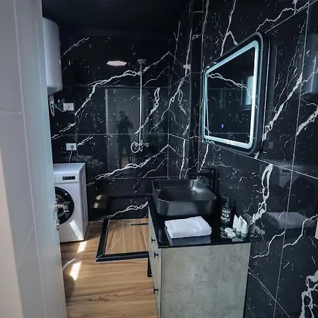 Miku Apartment-upscale 2bdr With A Spectacular View